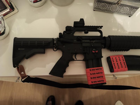 Buenas,

Pongo a la venta esta joya, que hay muy pocas en España y que yo sepa ninguna ahora mismo en 22