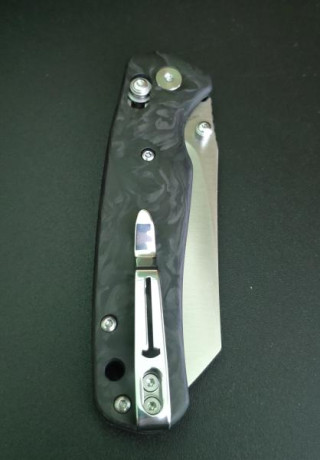 Bestechman Cicada's Wing, Magnacut + Fibra de Carbono Mármol, Exclusivo KNFS, Edición Limitada 300 p
De 01