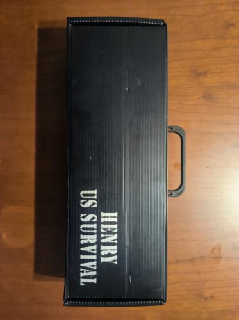 En estado de colección, con su caja-maletín y documentación originales, sus dos cargadores, vendo mítica 02