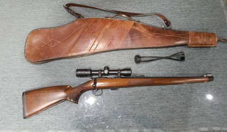 Se vende rifle del calibre 22 LR, marca Ceska (CZ) modelo 452, caja larga.
Se vende con monturas y un 02