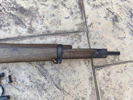 Se venden todas las piezas que se ven en las fotos, pertenecientes a un máuser coruña mod. 43, en muy 10