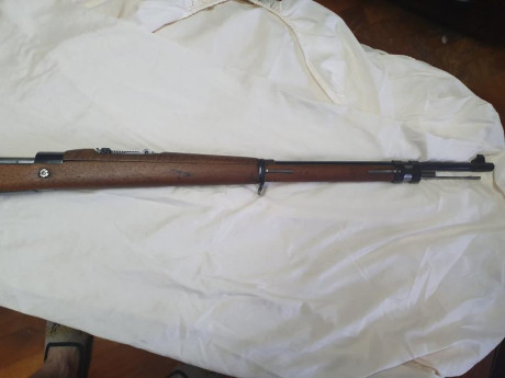Vendo este Mauser Chileno fabricado por Steyr. En su calibre original, 7 x 57 Mauser. El fusil no tiene 01