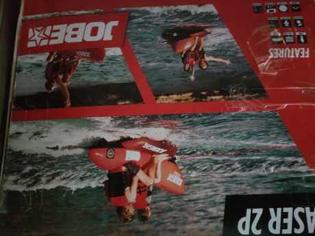 Jobe para 2 personas, con 4, o 5 salidas, está prácticamente sin uso, tiene 3 años de comprado, pero hace 00