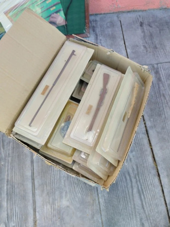 Enciclopedia Armas Históricas Salvat, 4 tomos de armas históricas para encuadernar los 75 folletos informativos 02