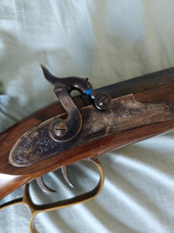 Buenas tardes. 

Vendo mi rifle Hawken cal 50 paso 1-66", del fabricante Ardesa. 

Muy pocos tiros, 01