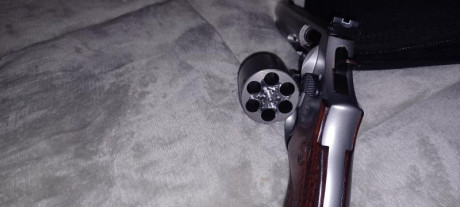 Solo ha pegado 20 tiros
6 pulgadas
Nuevo..comprado en 2025 armeria alvarez
Con su Caja Original y todos 01