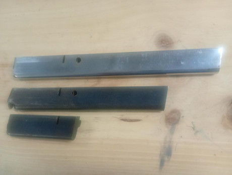 Buenas compañeros llevo tiempo buscando un cargador de mayor capacidad para mí Astra 300 ya que el cargador 40