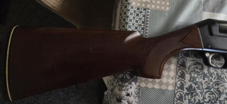 Vendo escopeta semiautomática  benelli 121
Cañon de 71 cm, 3 estrellas fijas
Esta en perfecto estado
La 11