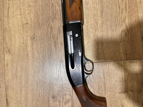 TIENE 66CM DE CAÑON CHOKE DE 4 ESTRELLAS FIJO NUNCA A FALLADO ESTA PRACTICAMENTE NUEVA 380€ O CAMBIO POR 02