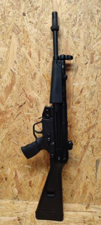 Vendo PCC modelo MP5 de la marca MKE.   
Es del 9 parabellum, tiene muy muy poko uso, está impecable.
Se 00