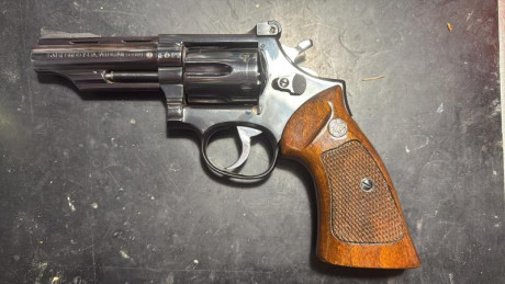 Por motivos de espacio en armero vendo dos revólveres clásicos y de fabricación nacional. 
ASTRA MATCH 01