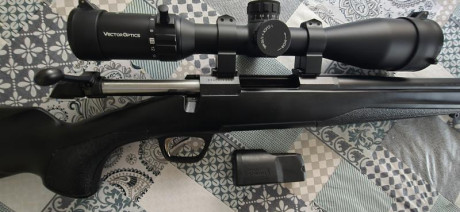 Vendo rifle de cerrojo Browning X-bolt.
 Calibre 308
Cañón de 61 semipesado. 
 Cargador separable.
 Sistema 02