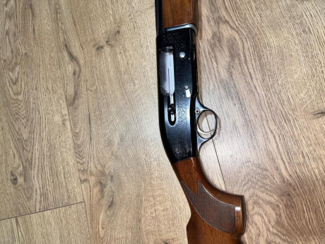 TIENE 66CM DE CAÑON CHOKE DE 4 ESTRELLAS FIJO NUNCA A FALLADO ESTA PRACTICAMENTE NUEVA 280€ O CAMBIO POR 10