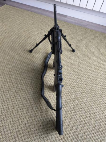 Vendo Máuser M15 22 LR con todos los extras de las fotos. 
Está en Álava. 
Tiene muy pocos tiros, de finales 00