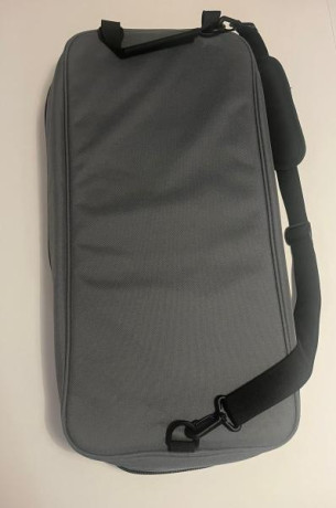 Se vende carabina S&W MP FPC en 9mm. 

Se incluyen dos cargadores de 10 balas de capacidad cada uno 21