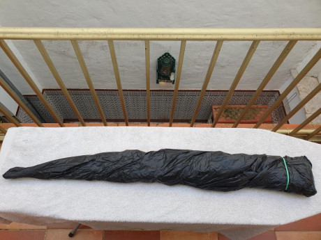 Se vende gamo expo 2000 en calibre 4,5mm.esta en buen estado y funciona perfectamente.pavonado y maderas 02