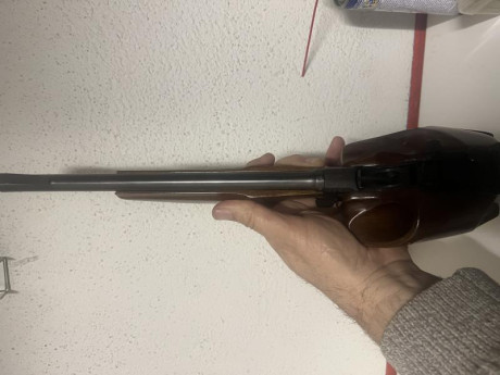 Vendo pistola toz 35, perfecto estado, cacha l,m o zurda, es decir, tiene las dos cachas derecho y zurdo,funciona 20