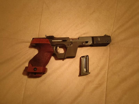 Vendo Walther GSP 22 Lr, Diestro.
Está en perfecto estado, la he utilizado para subir a 2ª categoria y 00