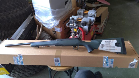 vendo mauser waldjagd nuevo sin estrenar en su caja 
color verde 
calibre 308 win 
cargador extraible 00