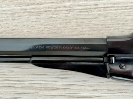 Buenas a todos, hoy le toca a mi último revólver. Se trata de un Remington New Model Special Shooter de 02