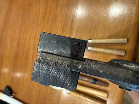 Buenas a todos, hoy le toca a mi último revólver. Se trata de un Remington New Model Special Shooter de 32