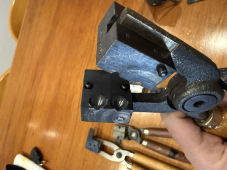 Buenas a todos, hoy le toca a mi último revólver. Se trata de un Remington New Model Special Shooter de 31