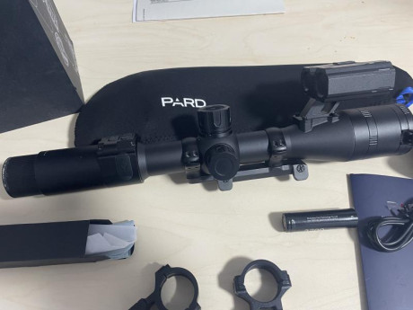 Vendo visor nocturno PARD NIGHT STALKER 4K 70LRF, medidor de distancia programa balístico e IR 850. Muy 01
