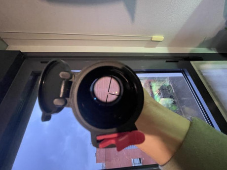 Como nuevo y con anillas Leupold. 500 euros más envio. Retícula 4a 01