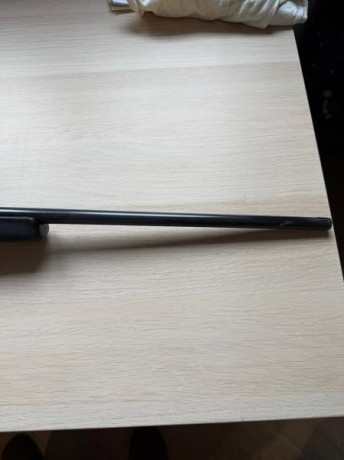 Buenas tardes:
Un amigo mío vende este rifle en estado usado con gatillo Canjar de pelo francés, monturas 00
