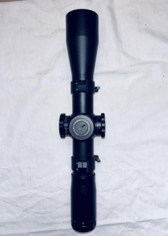 Por falta de uso decido vender este gran visor.
Es uno de los diseñados por Edward.
Aumento 12X
Diámetro 12