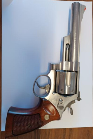 VENDO REVOLVER SMITTH & WESSON MODELO 629 CALIBRE 44 MAGNUM CAMON DE 6 PULGADAS GUIADO EN F PRECIO 00