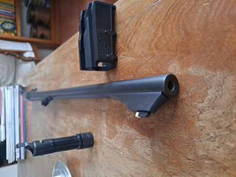 Buenos días.
Ofrezco cañón en calibre 270 W., para Blaser R8 como nuevo. No tiene el hecho  ni el rodaje 01