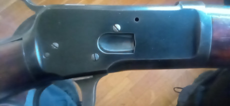 Vendo rifle,Winchester 1892 fabricado en 1908.
Calibre 44/40. 
Curioso ejemplar con engarce de bayoneta 11
