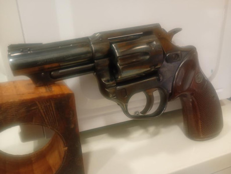 Hola.
Busco revolver Astra Police 357/38 + tambor y estrellas del 9mm Parabellum
Que esté guiado en F.

Saludos 100