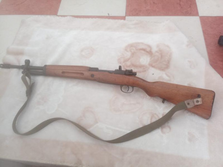 Hola al foro,un compañero vende un Coruña FR8 en muy buen estado de madera y Pavón,con muy poco uso siempre 20