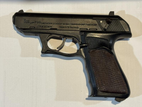 Hola
Vendo pistola Ruger Mark IV Target, con empuñadura de madera. En su caja original, con dos cargadores 11