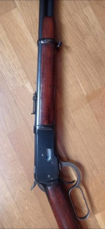 Vendo rifle,Winchester 1892 fabricado en 1908.
Calibre 44/40. 
Curioso ejemplar con engarce de bayoneta 41