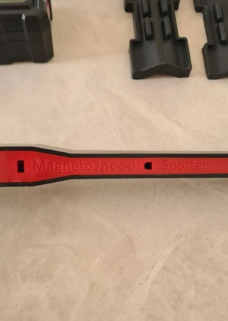 Cronógrafo balístico Magnetospeed Sporter.

Funciona perfectamente, usado en 4 ocasiones.

Incluye soporte 01