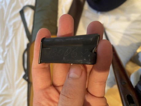 Hola a todos. 

Vendo carabina Baikal TOZ 17-01 22lr de cerrojo, en muy buen estado y en perfecto funcionamiento. 11