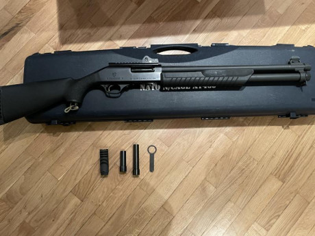 Vendo Fabarm Sdass, calibre .12, carril picatinny , miras ghost ring,
zona de Huesca, preferentemente 01