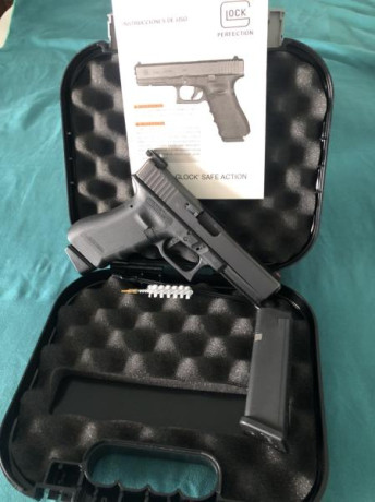 Hola
Vendo impecable Glock 17 modelo RTF (rugose texture frame), edición especial de las que fabricaron 20