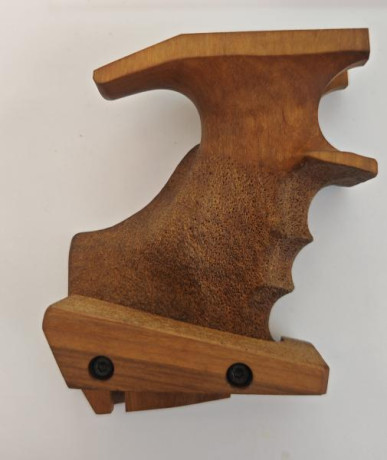 Tengo una empuñadura de pistola MATCH GUM talla L que me viene grande, está sin estrenar y la quiero cambiar 02