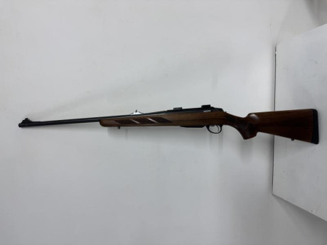 Se vende Tikka T3 Hunter en cal 270 Win, rifle muy preciso y fiable, ideal para caza mayor. Maderas en 01