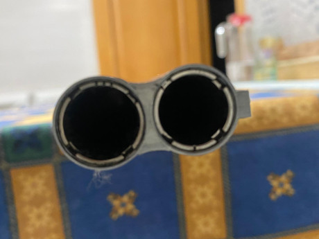 Un amigo vende esta Beretta  en calibre 20,,,perfecta de maderas , aceros,,etc, no ha disparado mas de 21