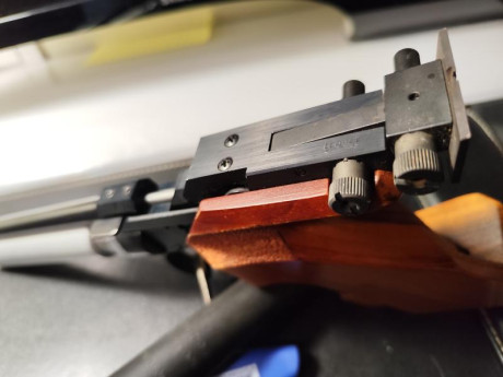 Pistola Walther Cp2 en buen estado.

Con un cartucho original de Cp2, con cacha talla M, un adaptador 00