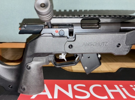 Carabina Anschütz 1761 APR Long Range, modelo con cañón más largo y disparador de 2 tiempos, NUEVA, solo 01