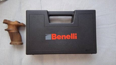 Benelli mp95 calibre 22 Rl ,en buen estado, con la uña extractora recién cambiada , se entrega en su estuche, 00