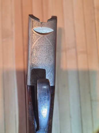 Se vende escopeta de cañones superpuestos Lanber con funda de cuero de calidad. Usada para caza y tiro 01