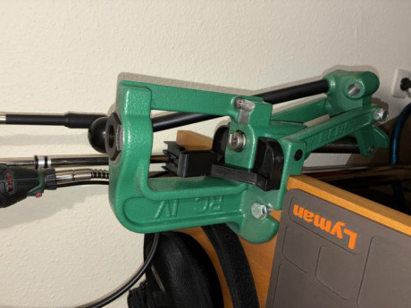 Se vende prensa mono estación RCBS Rock Chucker Supreme, nueva a estrenar, no ha recargado ni un cartucho, 00