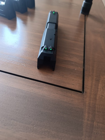 VENDO PISTOLA HK COMPACK EN PERFECTO ESTADO, DOS CALIBRES 40 SW Y 9MM , MUY POCO USADA, MIRAS LUMINISCENCENTES 00